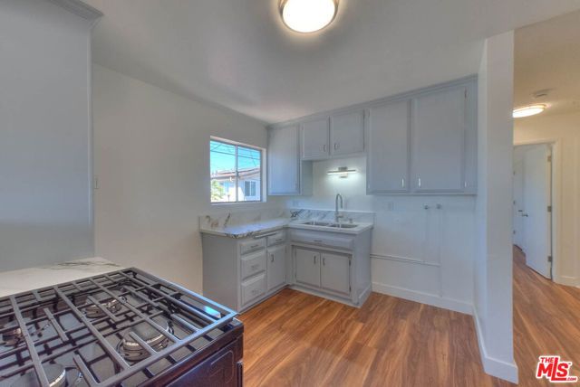8468 Halldale Avenue, Los Angeles, CA 90047