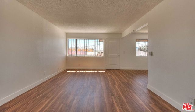 8468 Halldale Avenue, Los Angeles, CA 90047