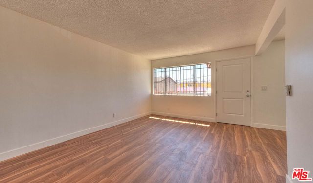 8468 Halldale Avenue, Los Angeles, CA 90047