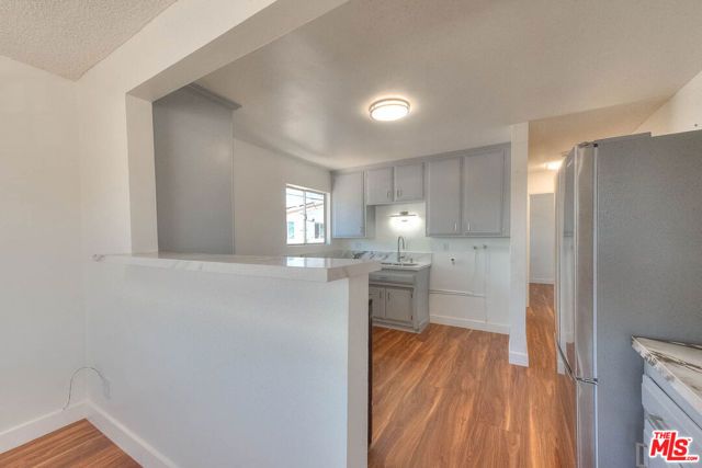 8468 Halldale Avenue, Los Angeles, CA 90047