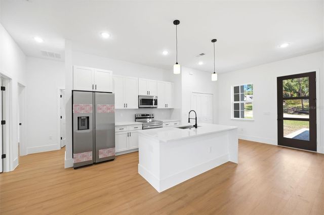 12704 SW 45TH LANE ROAD, Ocala, FL 34481