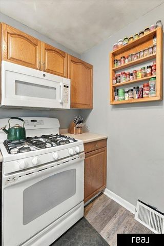 9613 N 31 Street, Omaha, NE 68112