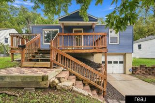 9613 N 31 Street, Omaha, NE 68112