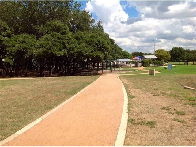 7422 Dallas DR, Austin, TX 78729