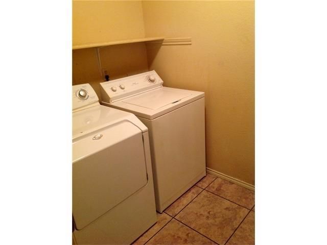 7422 Dallas DR, Austin, TX 78729