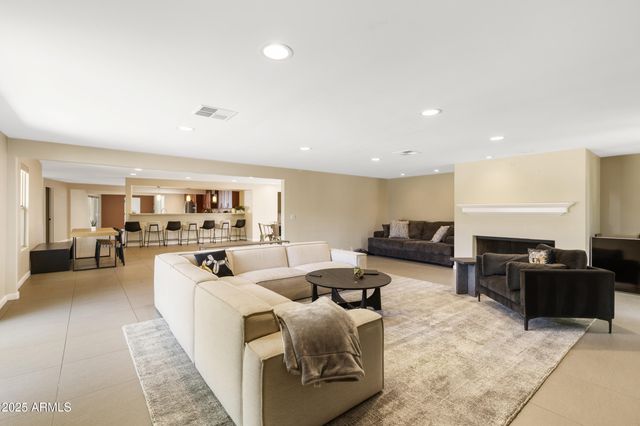 11033 N 74TH Street, Scottsdale, AZ 85260