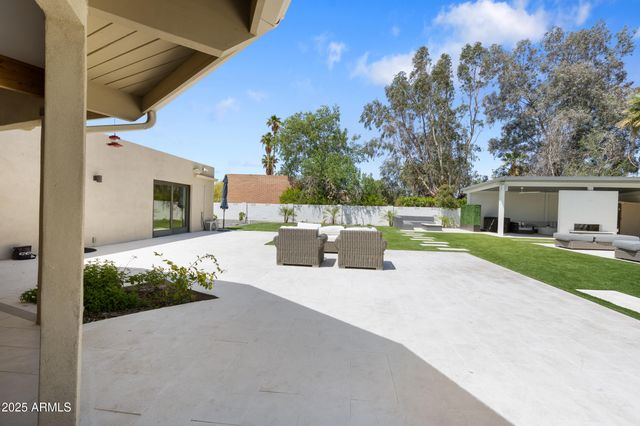 11033 N 74TH Street, Scottsdale, AZ 85260