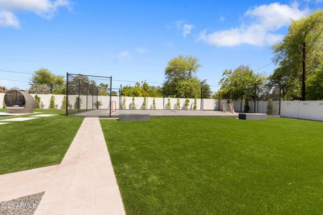 11033 N 74TH Street, Scottsdale, AZ 85260