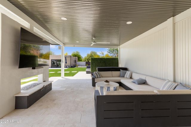 11033 N 74TH Street, Scottsdale, AZ 85260
