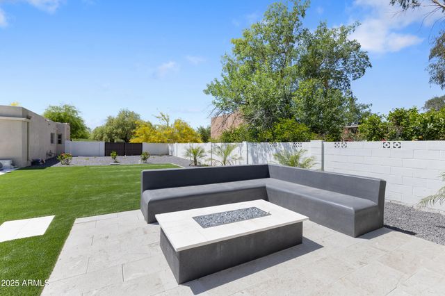 11033 N 74TH Street, Scottsdale, AZ 85260