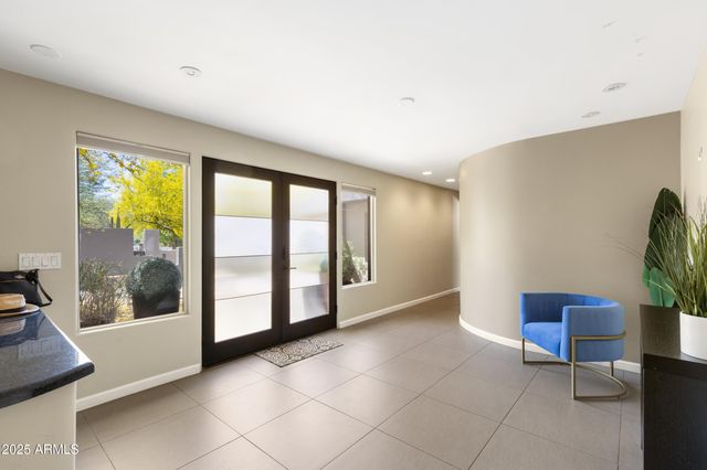 11033 N 74TH Street, Scottsdale, AZ 85260