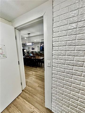 186 N Sunset Drive, Maryville, MO 64468