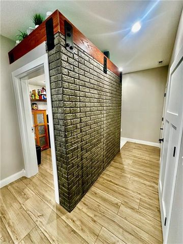 186 N Sunset Drive, Maryville, MO 64468