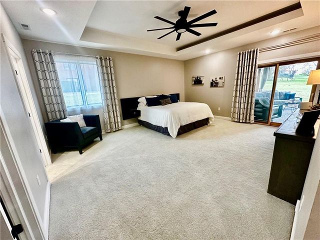 186 N Sunset Drive, Maryville, MO 64468