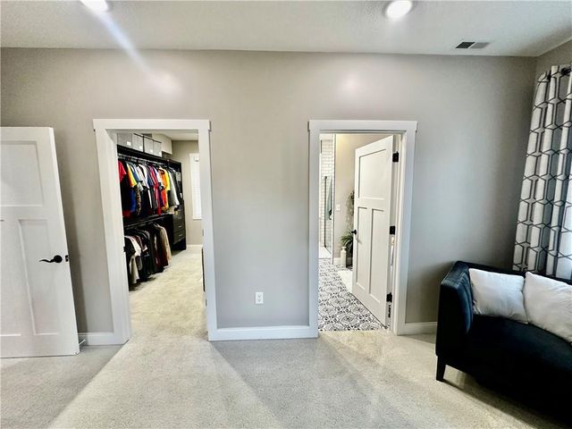 186 N Sunset Drive, Maryville, MO 64468