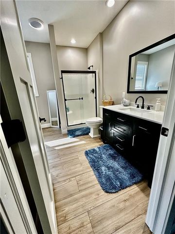 186 N Sunset Drive, Maryville, MO 64468