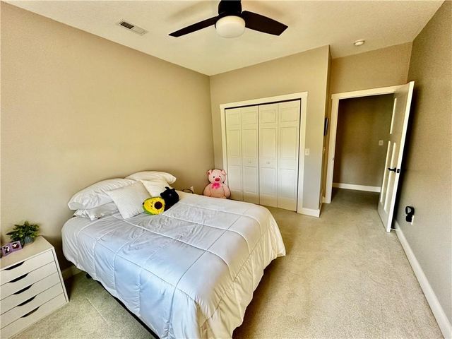 186 N Sunset Drive, Maryville, MO 64468