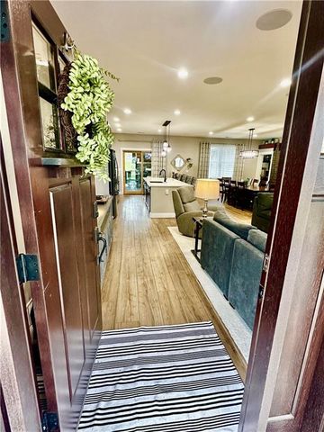 186 N Sunset Drive, Maryville, MO 64468