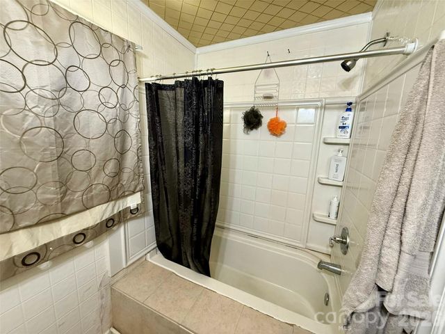 2607 Crescent Lane, Gastonia, NC 28052
