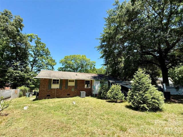 2607 Crescent Lane, Gastonia, NC 28052