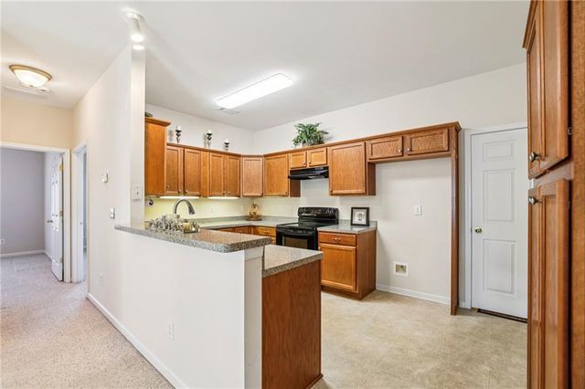 119 HOLIDAY Road 1202, Buford, GA 30518