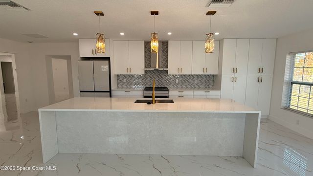 259 Benchor Road NW, Melbourne, FL 32907