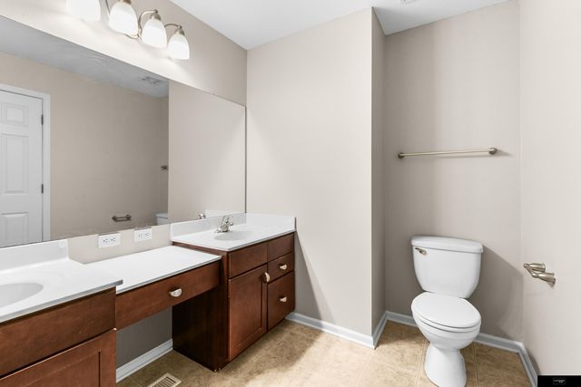 10601 Craig Street, Omaha, NE 68122