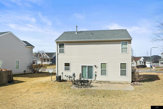 10601 Craig Street, Omaha, NE 68122