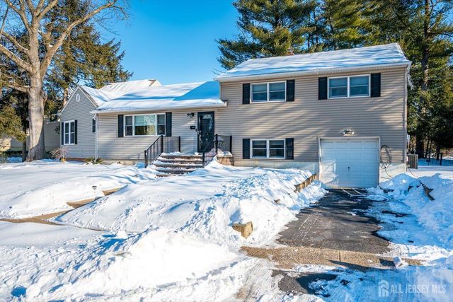 9 Olden Road, Edison, NJ 08817