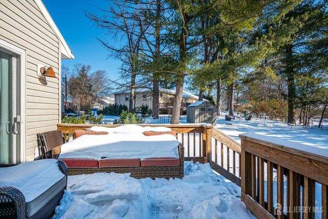 9 Olden Road, Edison, NJ 08817