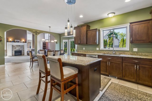 19060 Bedford Drive 34, Clinton Township, MI 48038