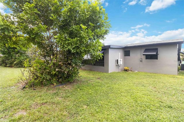 1725 DODGE CIRCLE N, Melbourne, FL 32935
