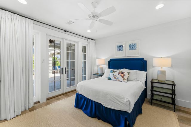 98 Compass Point Way, Other Florida, FL 32461