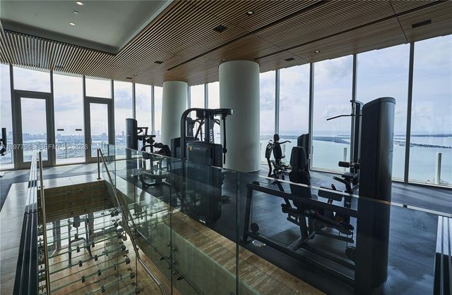 300 Biscayne Boulevard Way 4007W, Miami, FL 33131