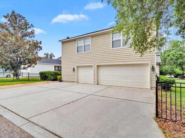 16033 MULBERRYPARK CIRCLE, Lithia, FL 33547