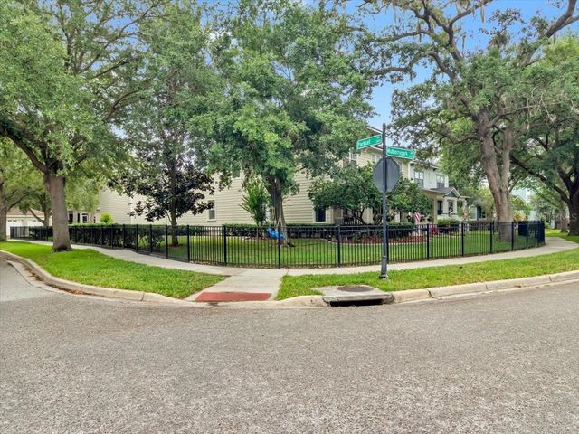 16033 MULBERRYPARK CIRCLE, Lithia, FL 33547