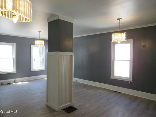 12 Glebe Street, Johnstown, NY 12095