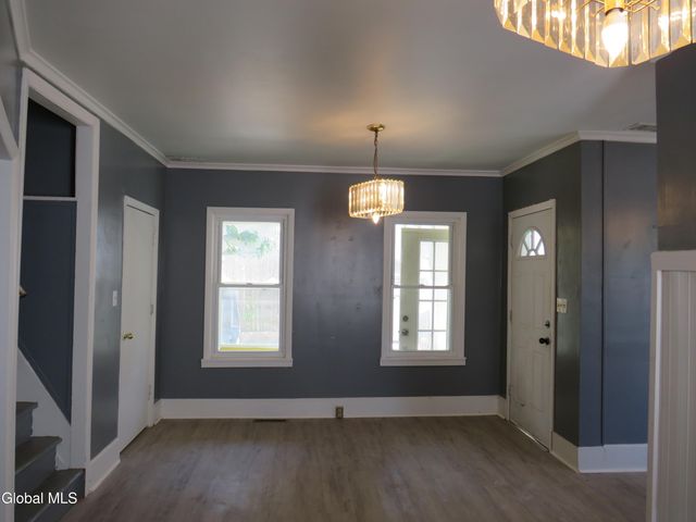 12 Glebe Street, Johnstown, NY 12095