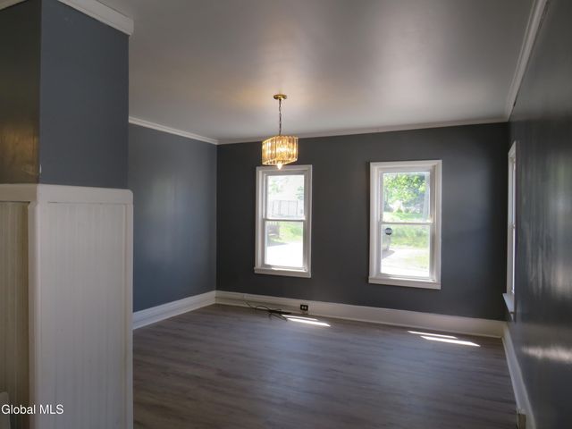 12 Glebe Street, Johnstown, NY 12095