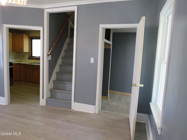 12 Glebe Street, Johnstown, NY 12095