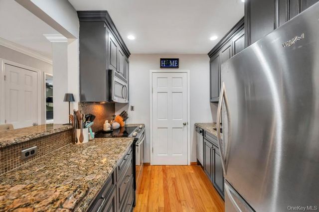 73 Richmond Boulevard 3B, Ronkonkoma, NY 11779