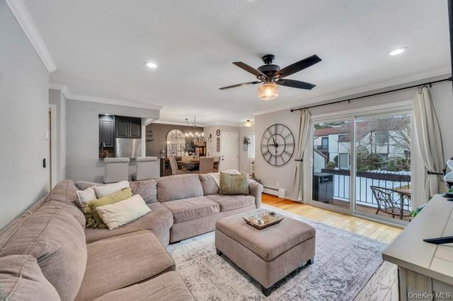 73 Richmond Boulevard 3B, Ronkonkoma, NY 11779