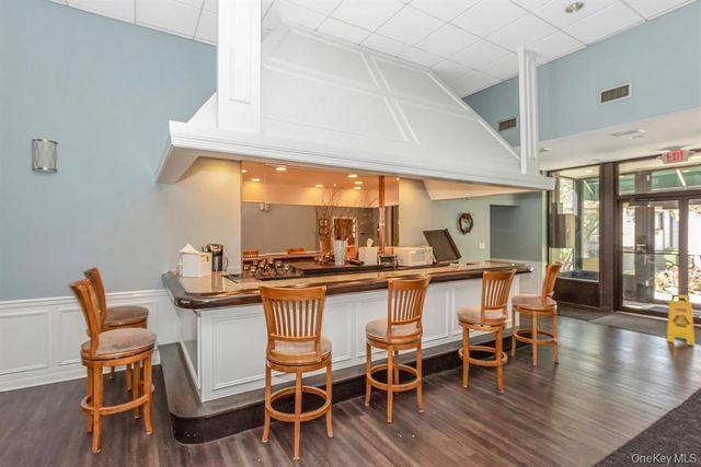 73 Richmond Boulevard 3B, Ronkonkoma, NY 11779