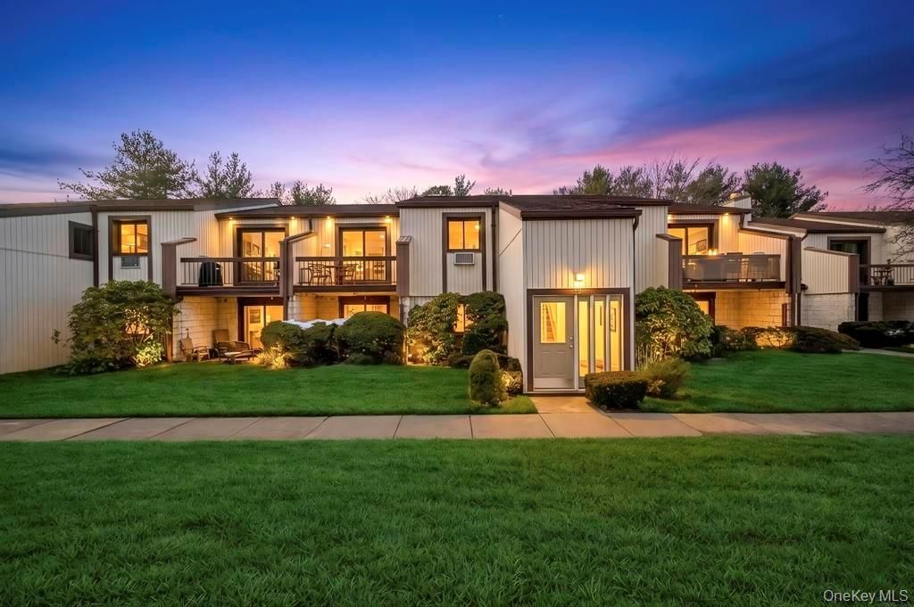 73 Richmond Boulevard 3B, Ronkonkoma, NY 11779