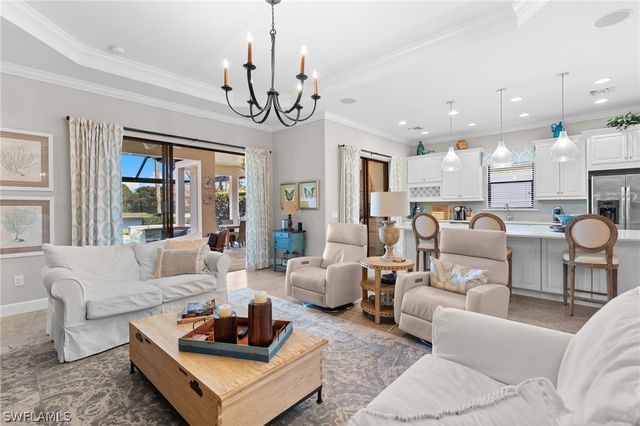 9548 Mussorie CT, Naples, FL 34114