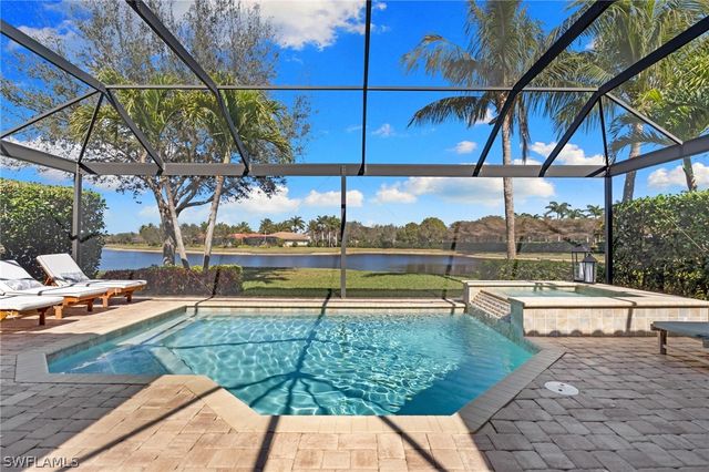 9548 Mussorie CT, Naples, FL 34114