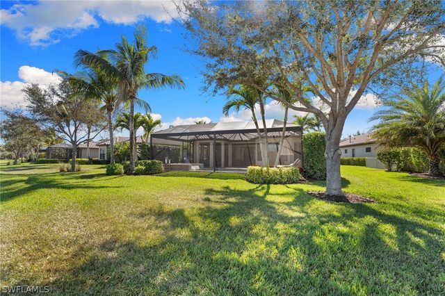 9548 Mussorie CT, Naples, FL 34114