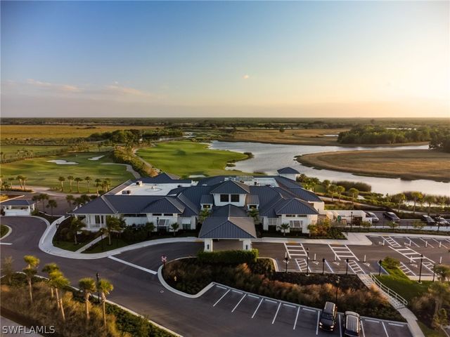 9548 Mussorie CT, Naples, FL 34114