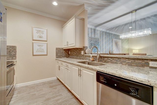 5981 Monterra Club Drive, Lake Worth, FL 33463