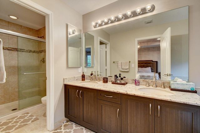 5981 Monterra Club Drive, Lake Worth, FL 33463